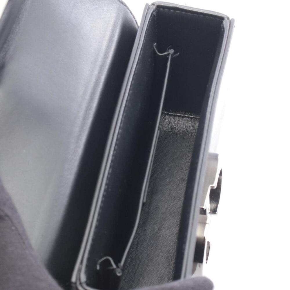 CHRISTIAN DIOR Black Leather Shoulder Bag - Picture 3 of 10